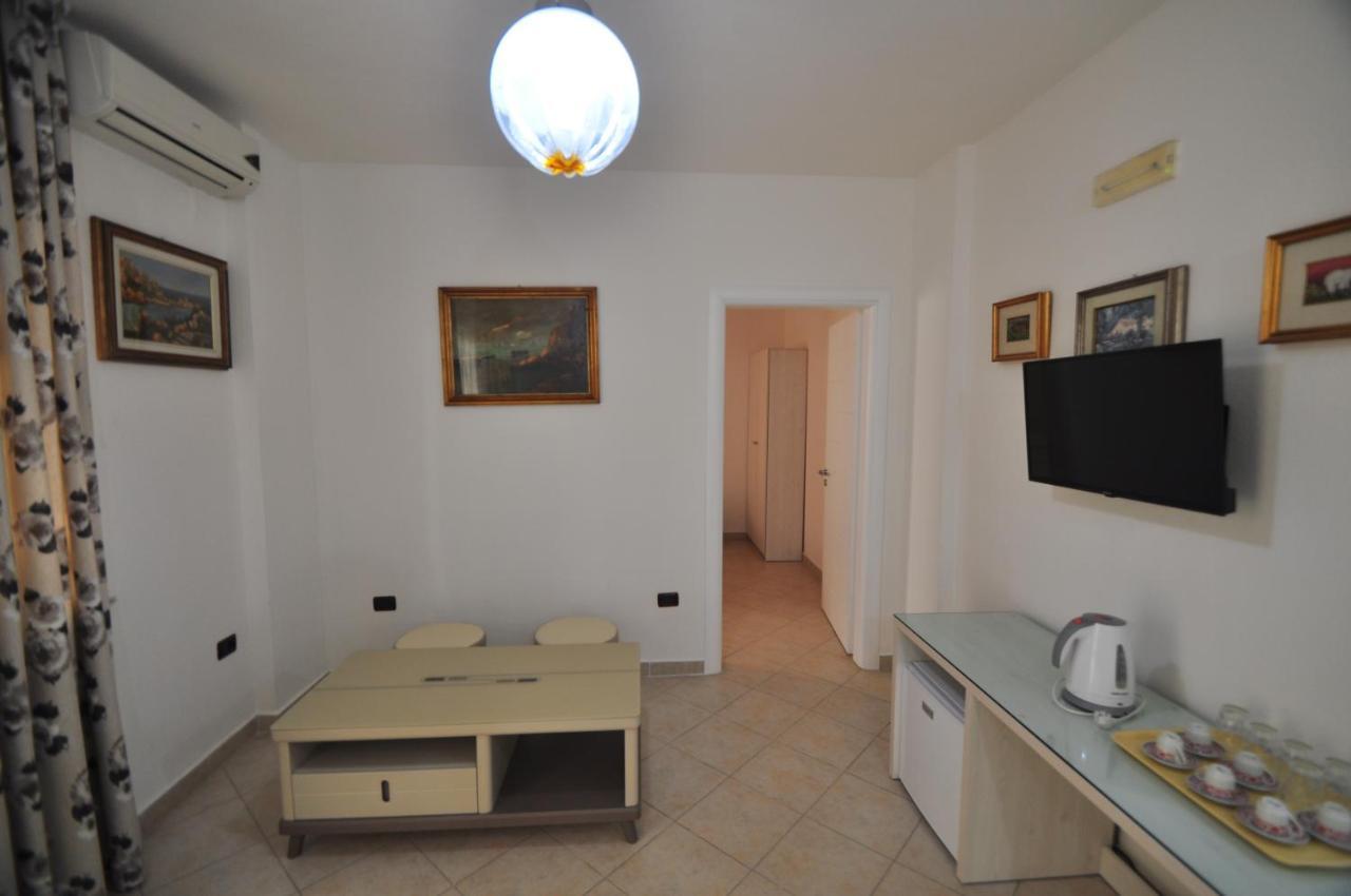 Aparthotel Shkodra Durrës Exteriér fotografie