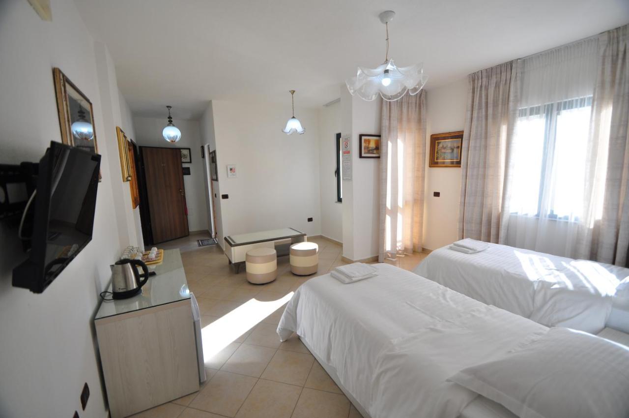 Aparthotel Shkodra Durrës Exteriér fotografie